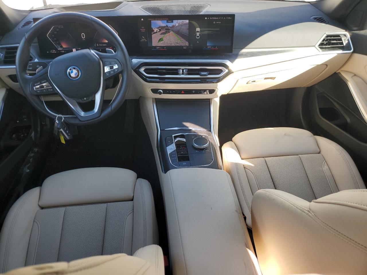 2023 BMW Seria 3 - zdjęcie 8