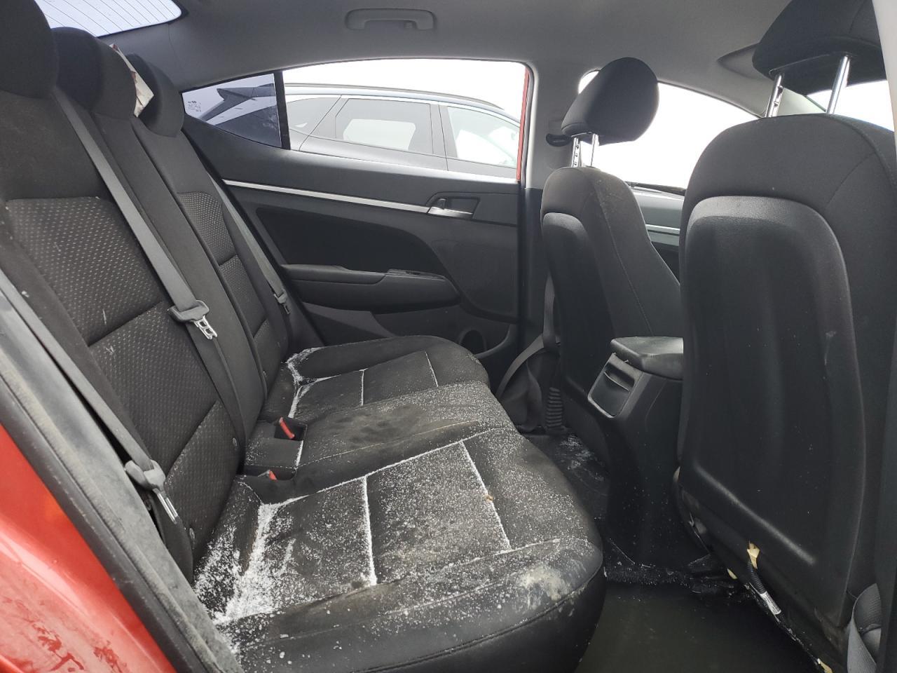 2019 Hyundai Elantra - zdjęcie 10