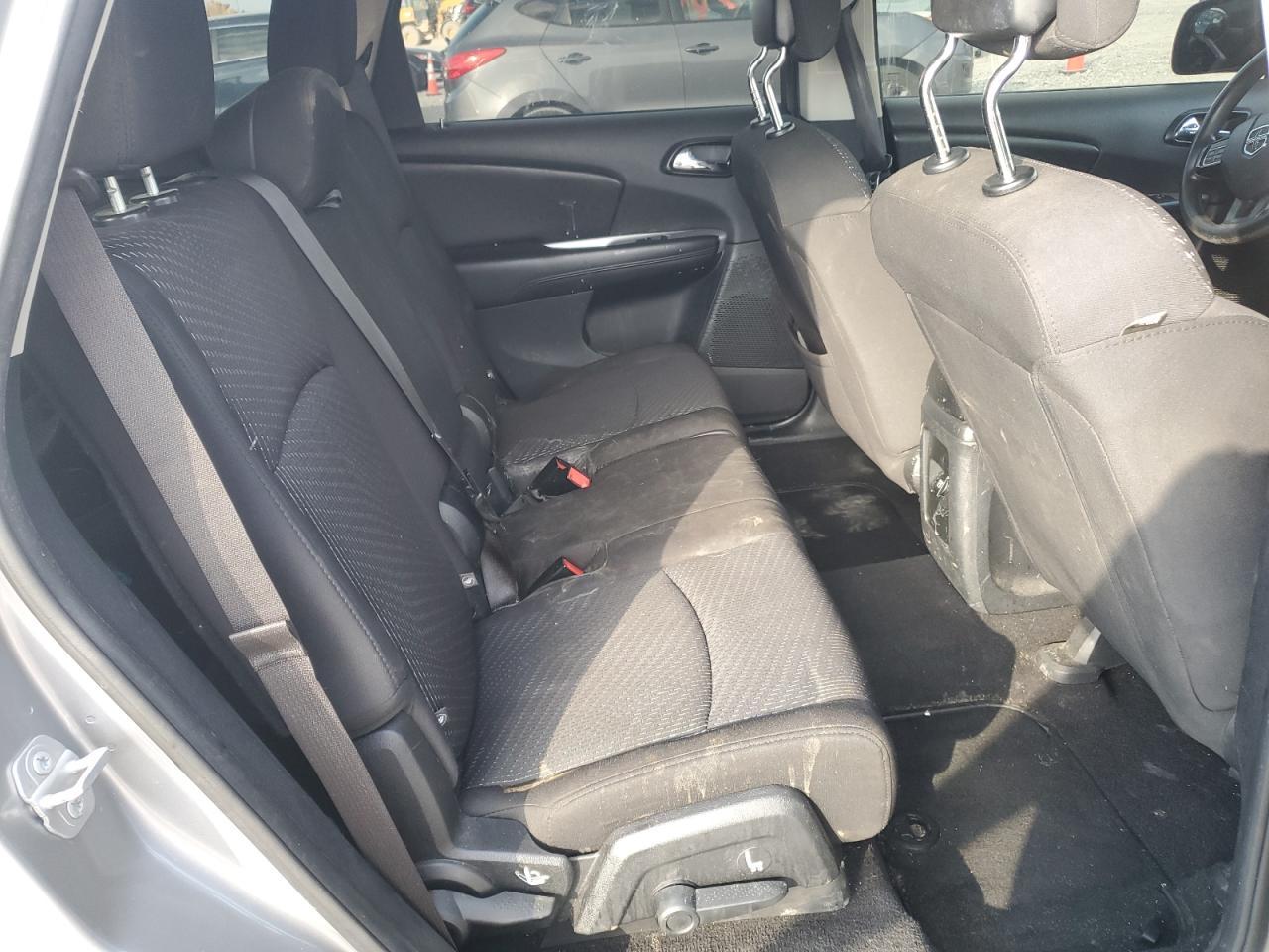 2015 Dodge Journey - zdjęcie 11