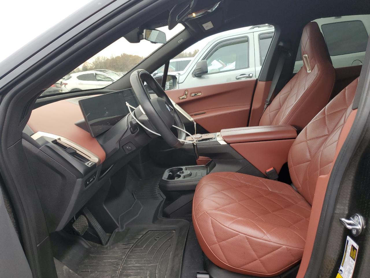 2023 BMW Ix M60 - zdjęcie 7