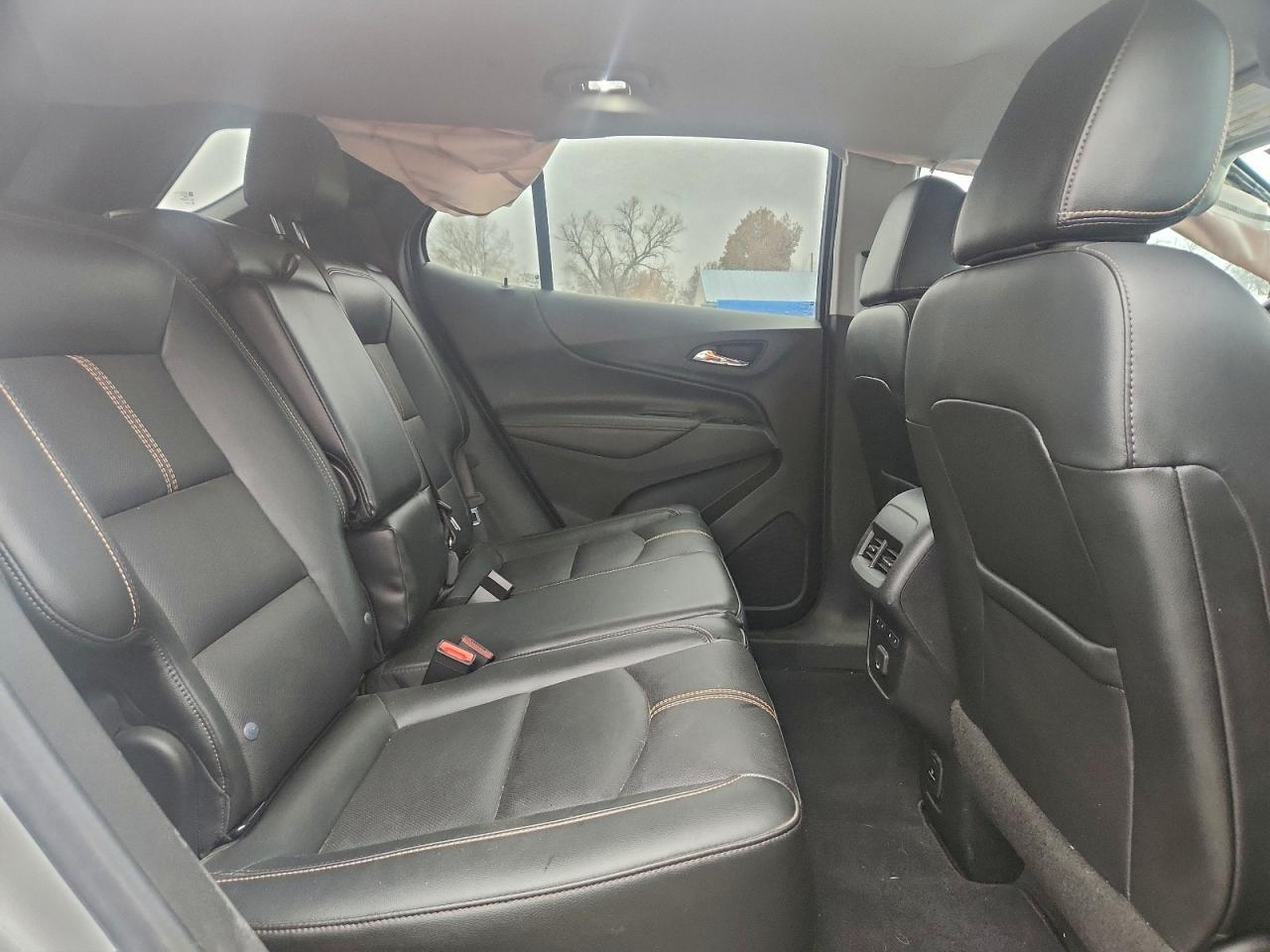 2022 Chevrolet Equinox Premier - zdjęcie 10