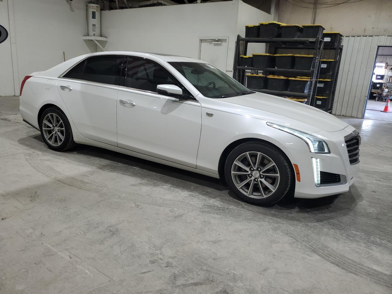 2017 Cadillac CTS - zdjęcie 4