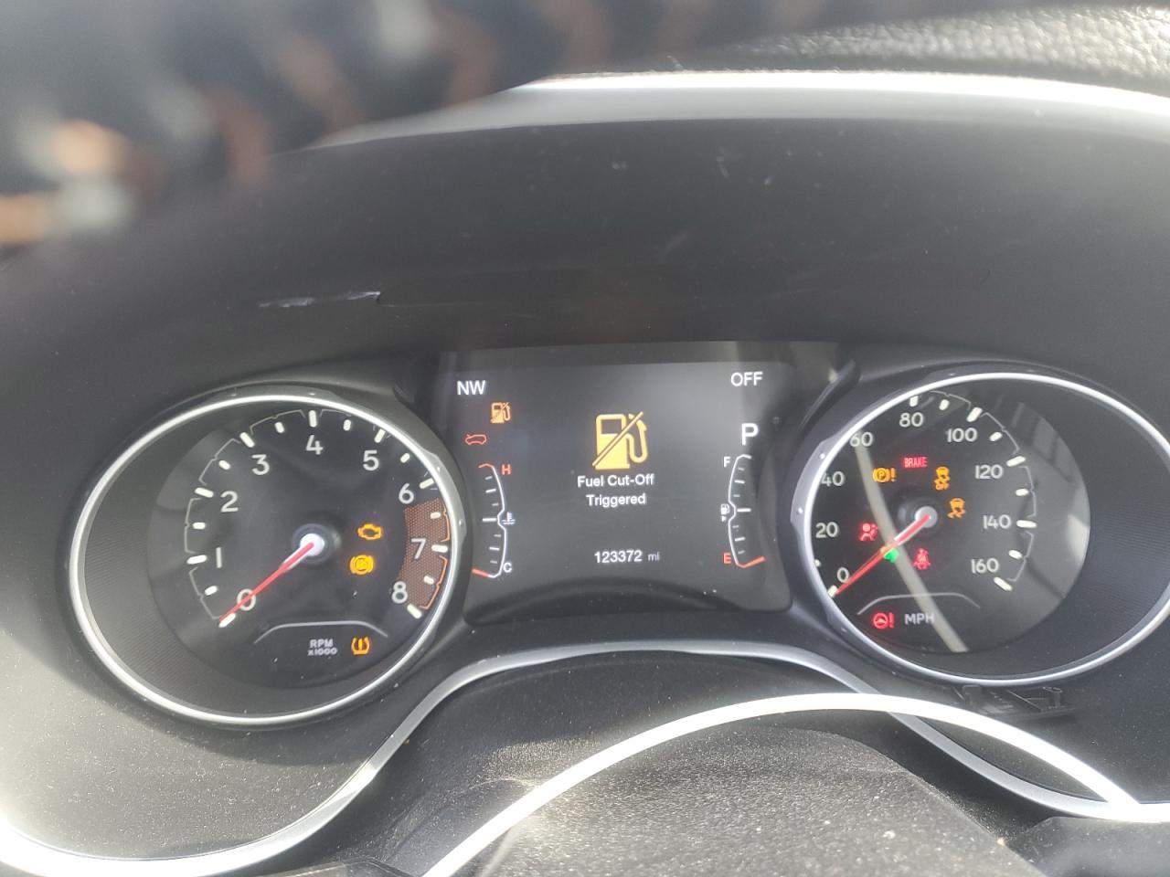 2018 Jeep Compass Latitude - zdjęcie 9