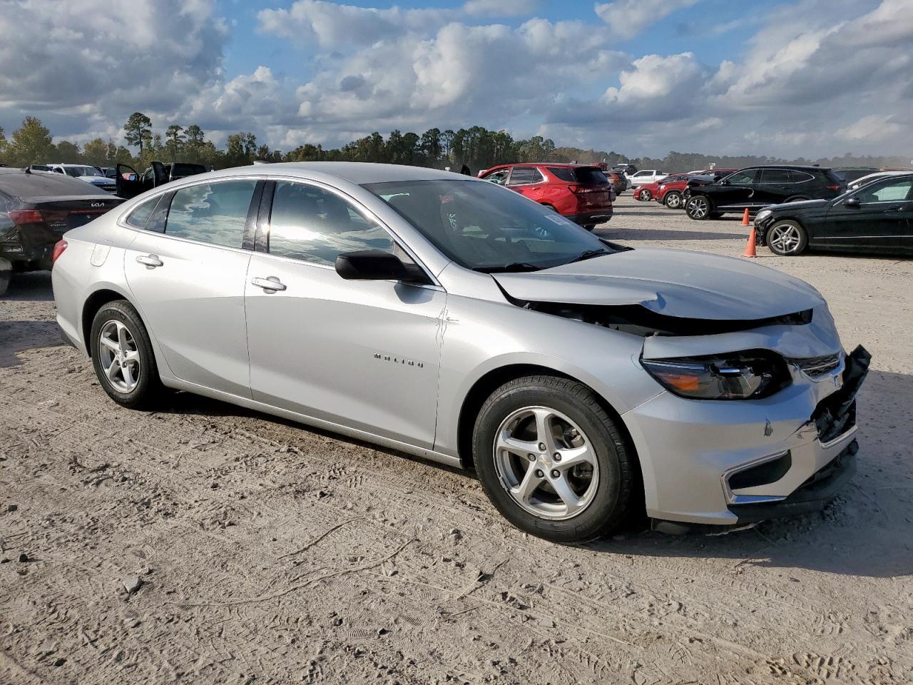 2018 Chevrolet Malibu - zdjęcie 4