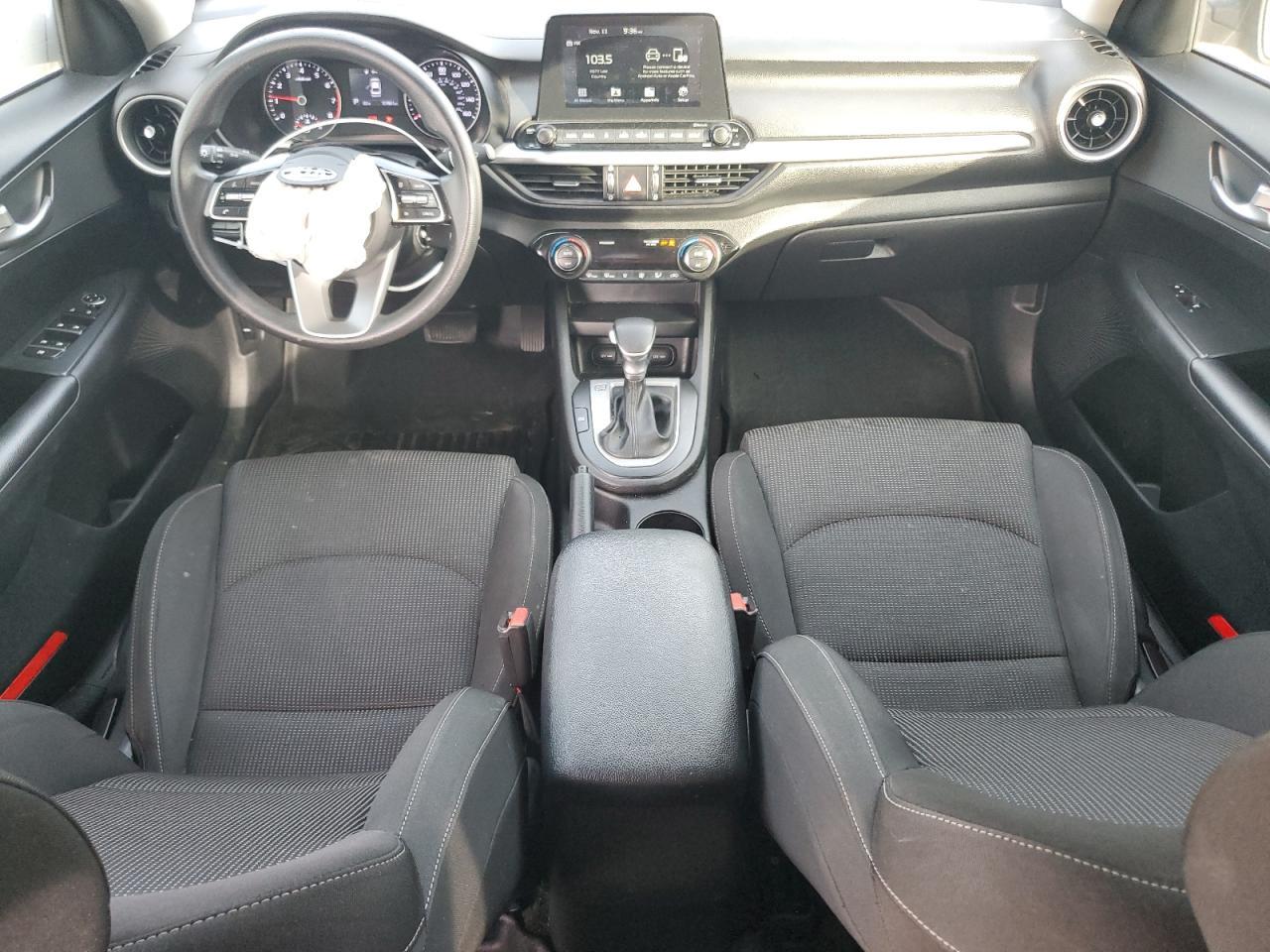 2019 Kia Forte - zdjęcie 8