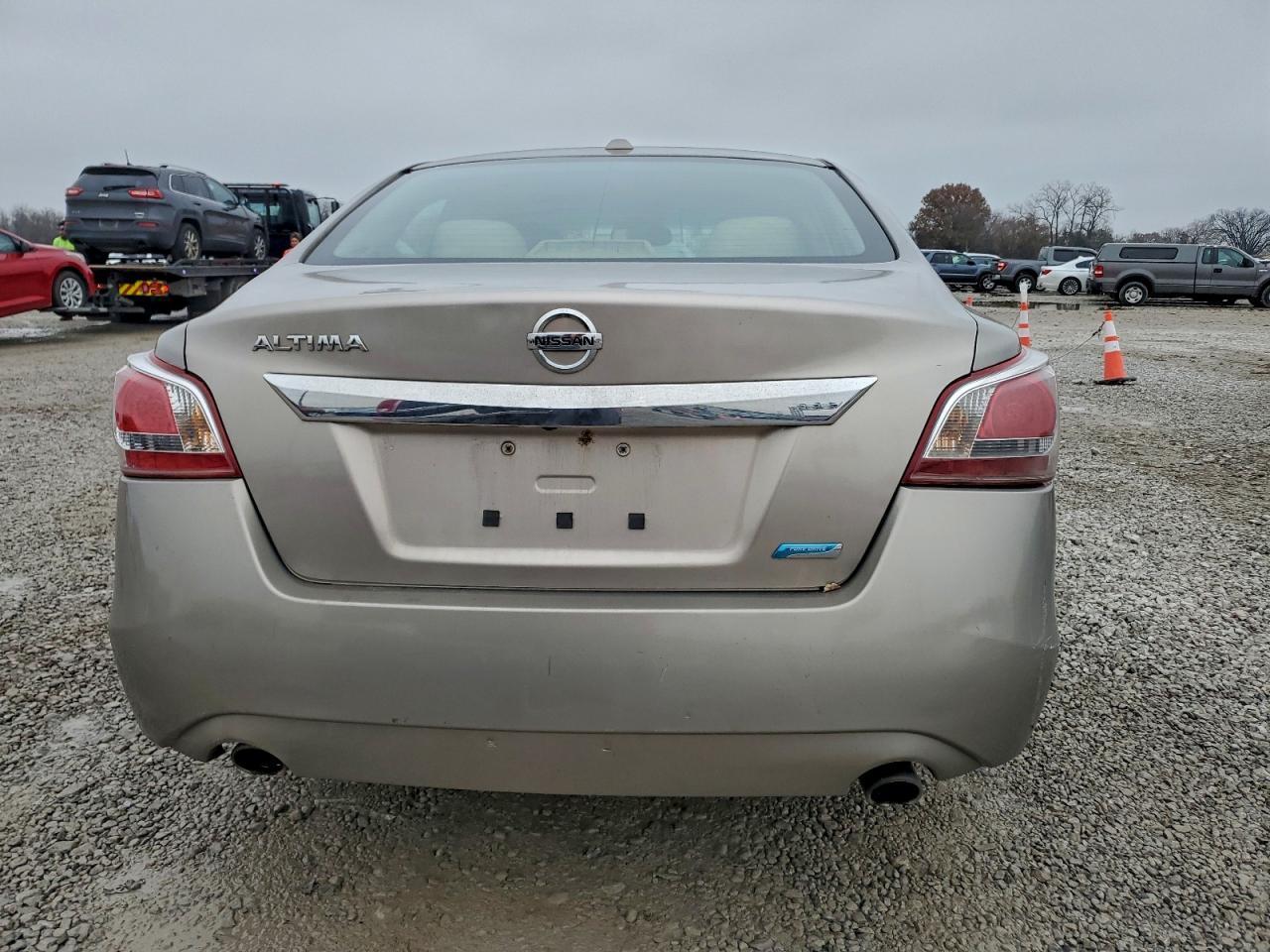 2013 Nissan Altima - zdjęcie 6