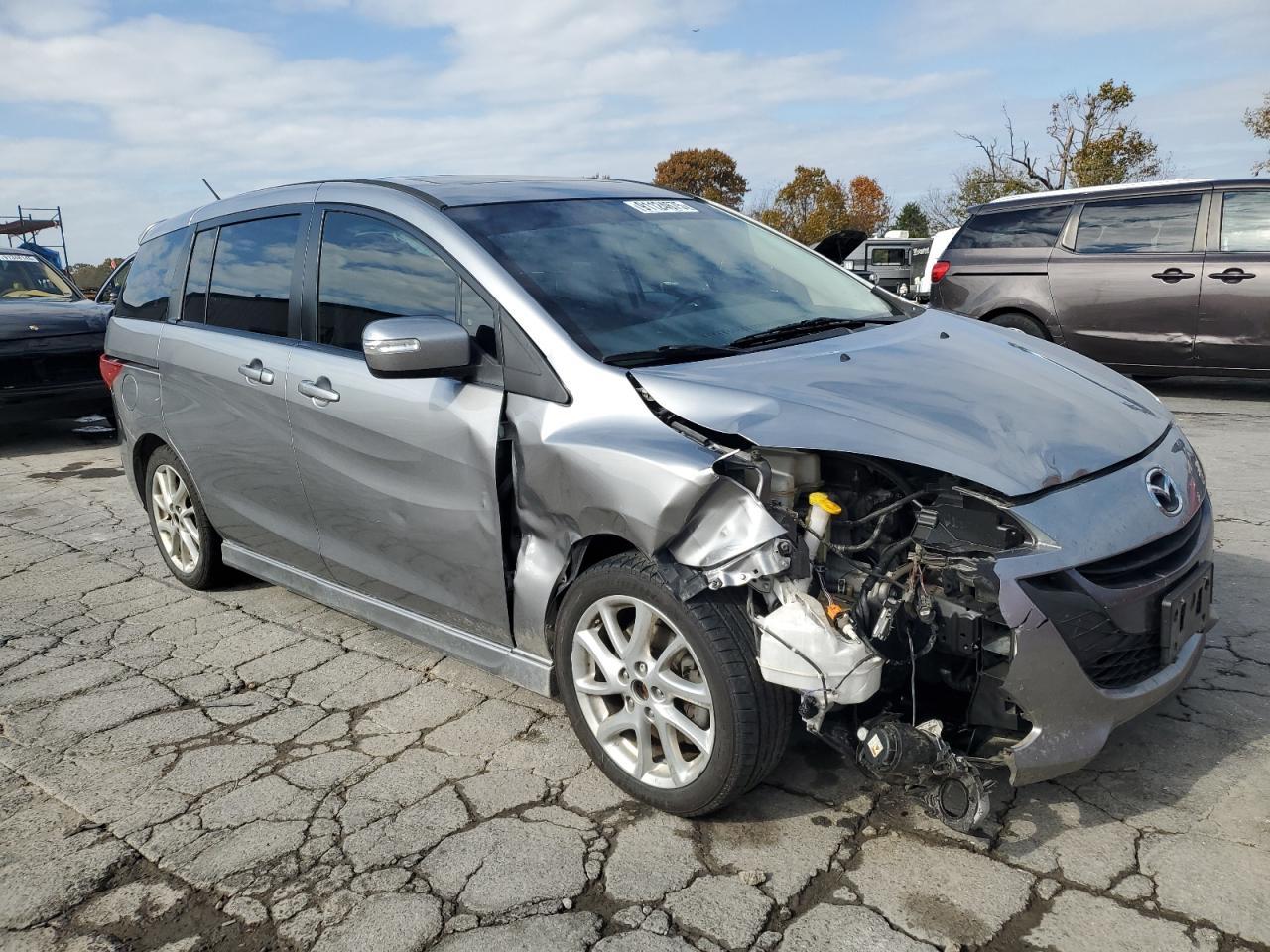 2015 Mazda 5 Grand Touring - zdjęcie 4