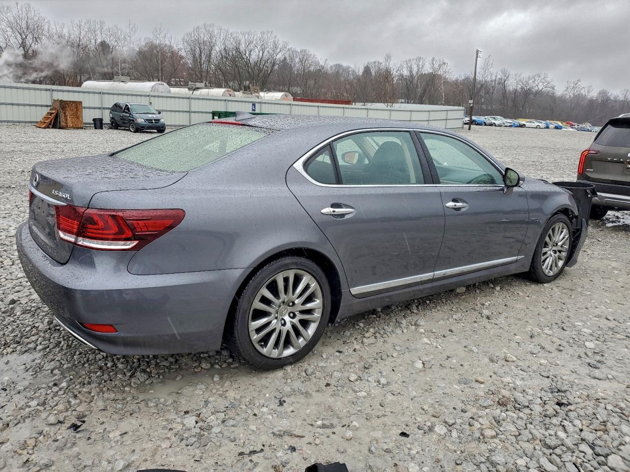 2014 Lexus LS - zdjęcie 3
