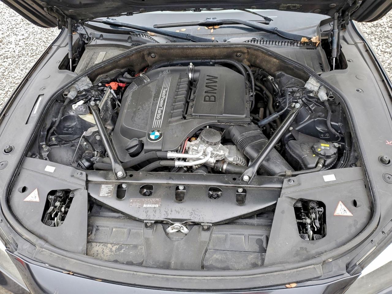 2015 BMW Seria 7 - zdjęcie 11