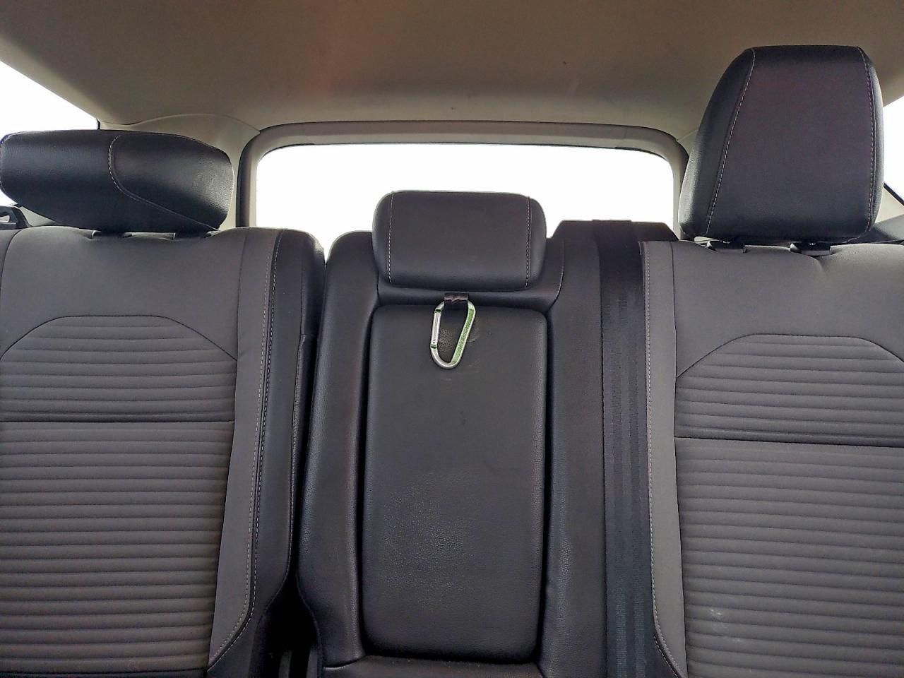 2017 Ford Escape - zdjęcie 10