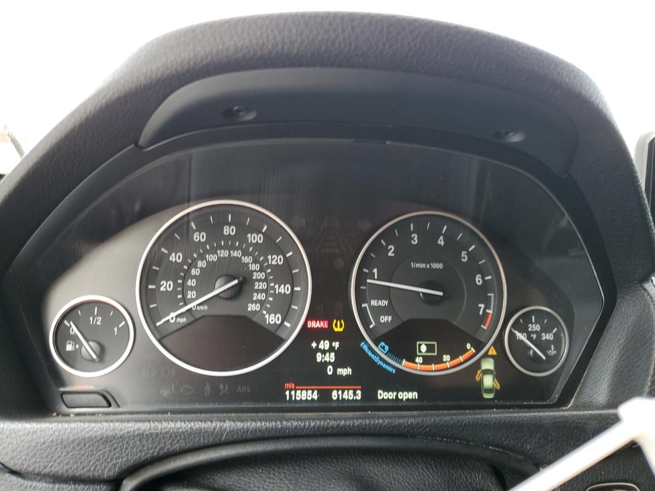 2013 BMW 335 Xi - zdjęcie 9