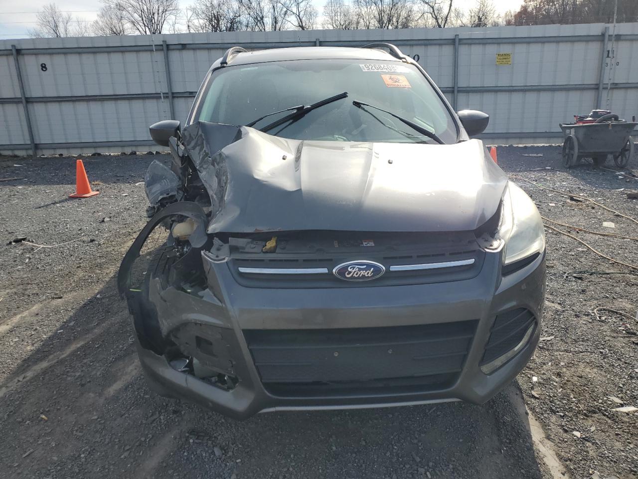 2015 Ford Escape - zdjęcie 5