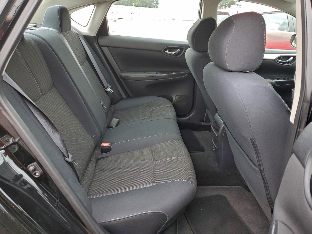 2017 Nissan Sentra - zdjęcie 10