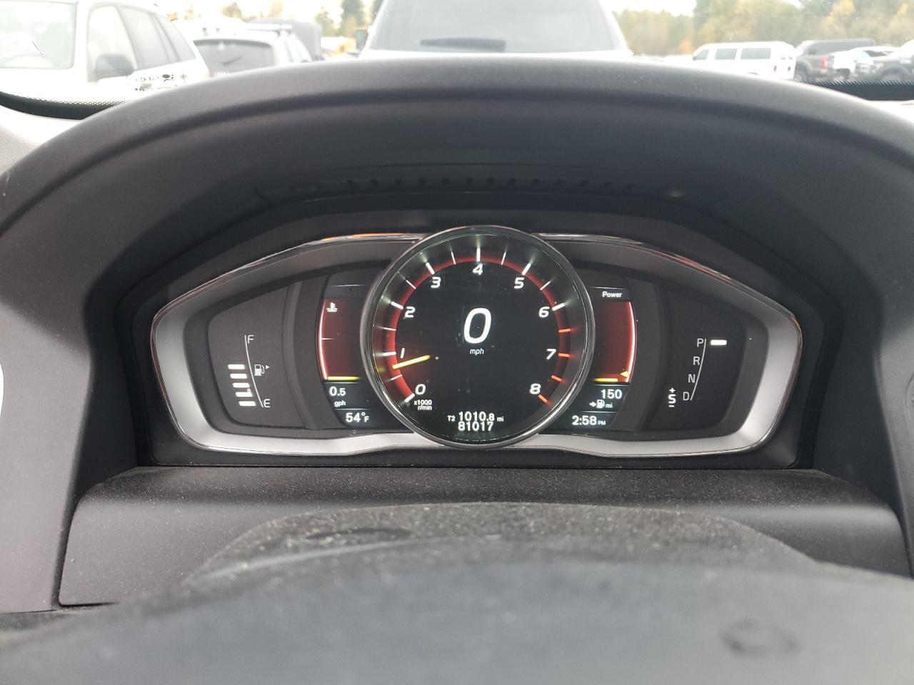 2015 Volvo XC60 - zdjęcie 9