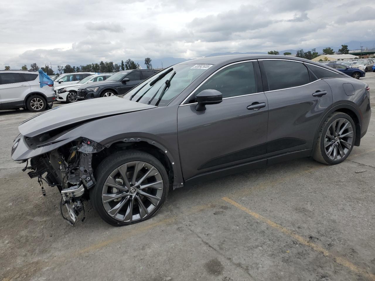 2023 Toyota Crown Xle - zdjęcie główne