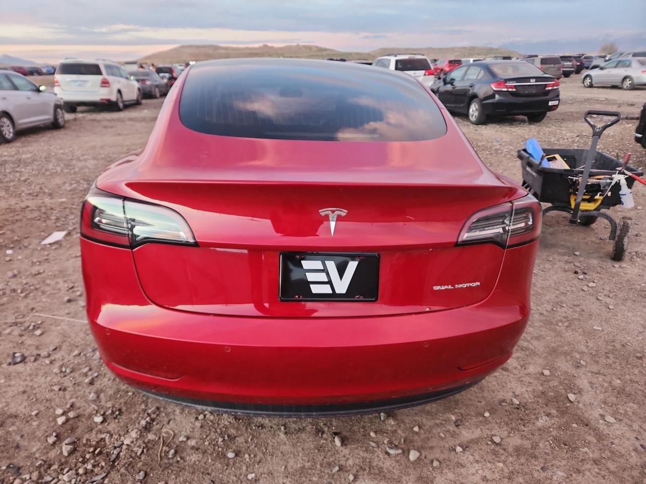 2018 Tesla Model 3 - zdjęcie 6