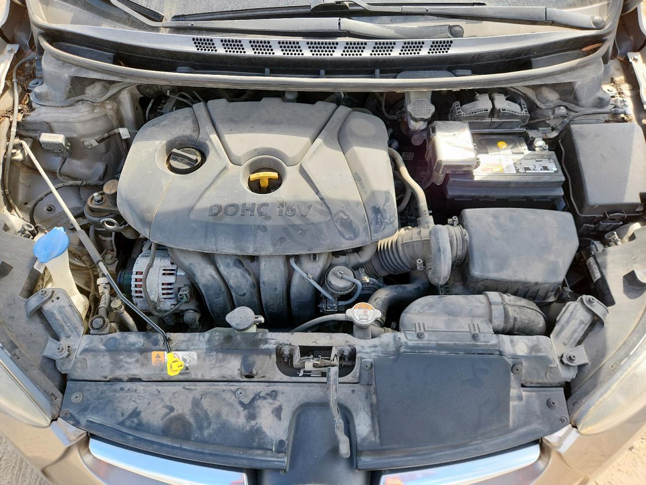 2014 Hyundai Elantra - zdjęcie 11