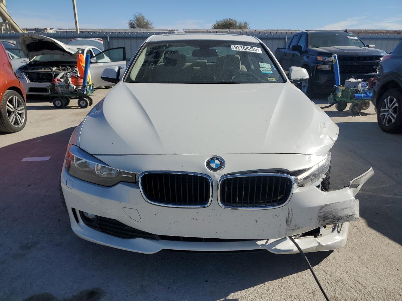 2015 BMW 320 I xDrive - zdjęcie 5