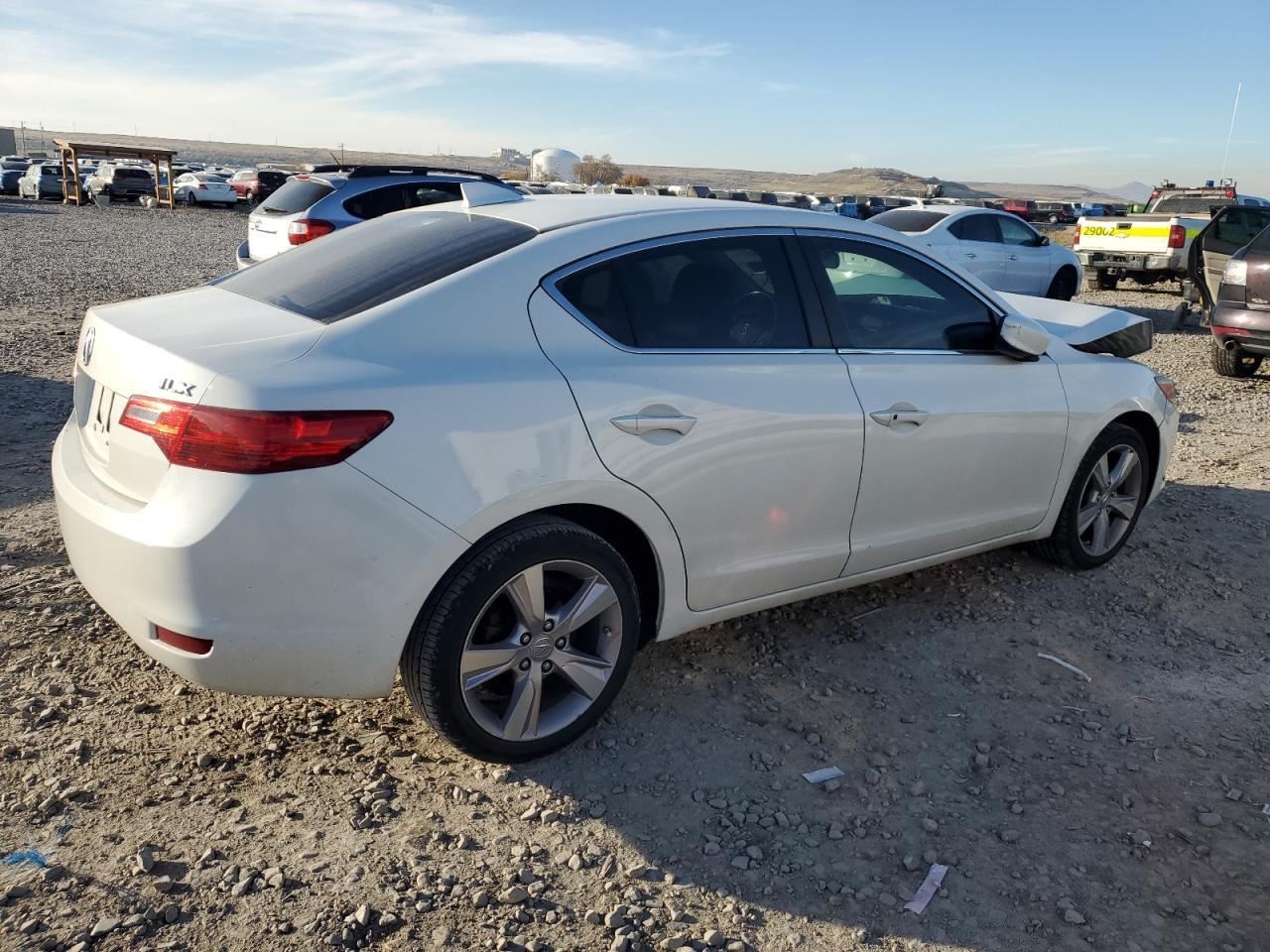 2014 Acura ILX - zdjęcie 3