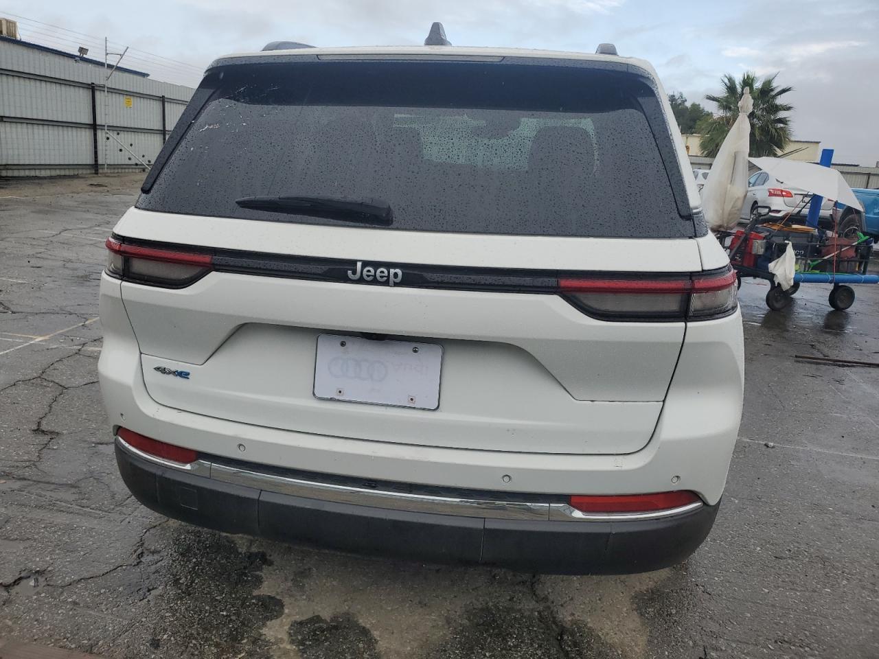 2024 Jeep Cherokee - zdjęcie 6