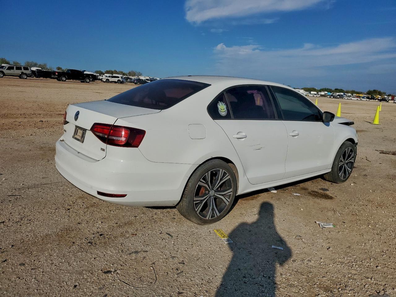 2016 Volkswagen Jetta S - zdjęcie 3