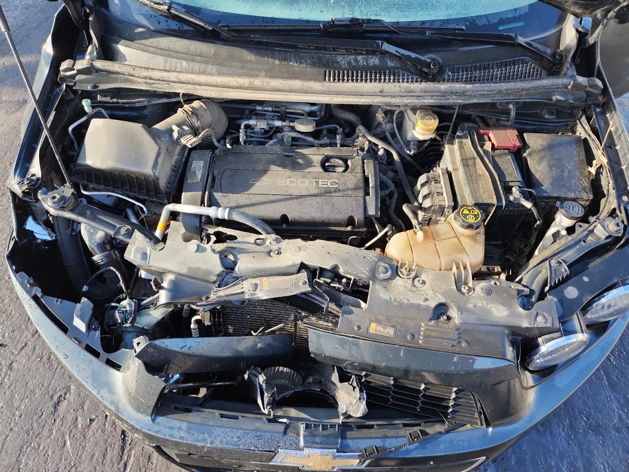 2014 Chevrolet Sonic - zdjęcie 11