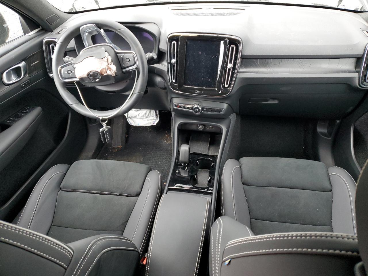 2024 Volvo Xc40 Recharge Ultimate - zdjęcie 8