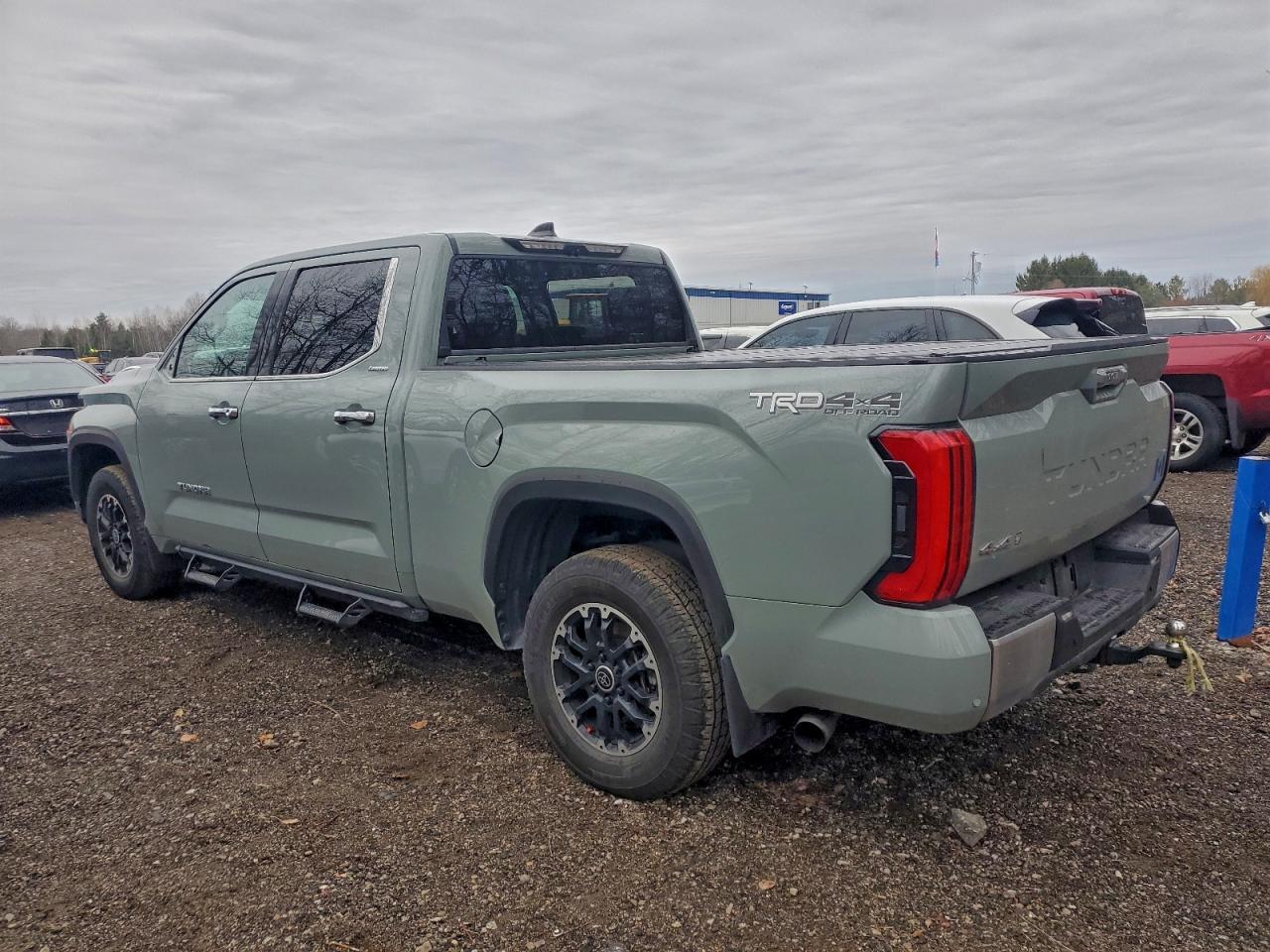 2023 Toyota Tundra - zdjęcie 2