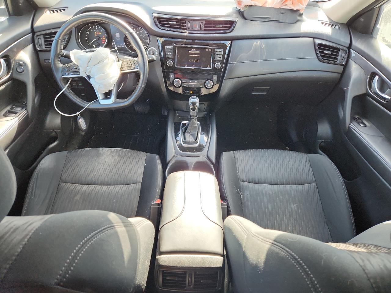 2018 Nissan Rogue - zdjęcie 8