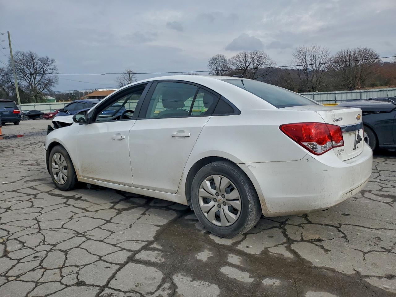 2014 Chevrolet Cruze Ls - zdjęcie 2