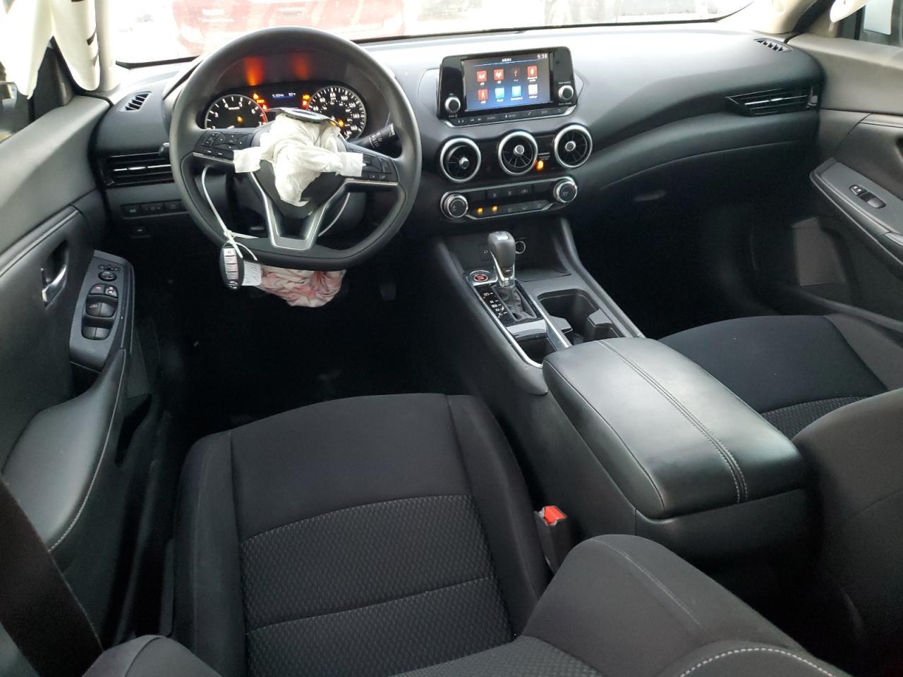 2020 Nissan Sentra - zdjęcie 8