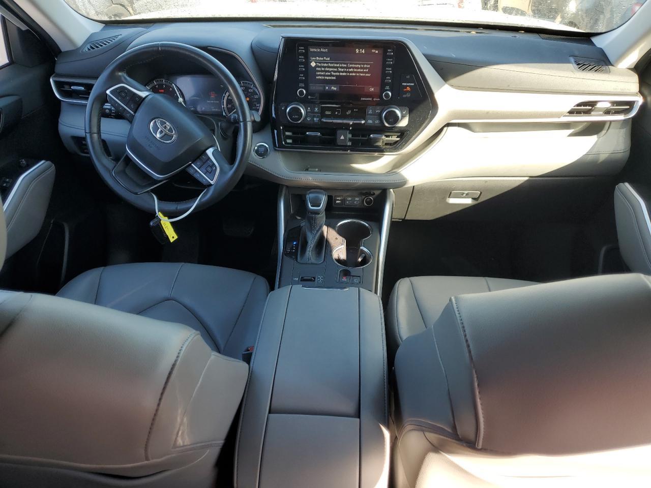 2022 Toyota Highlander - zdjęcie 8