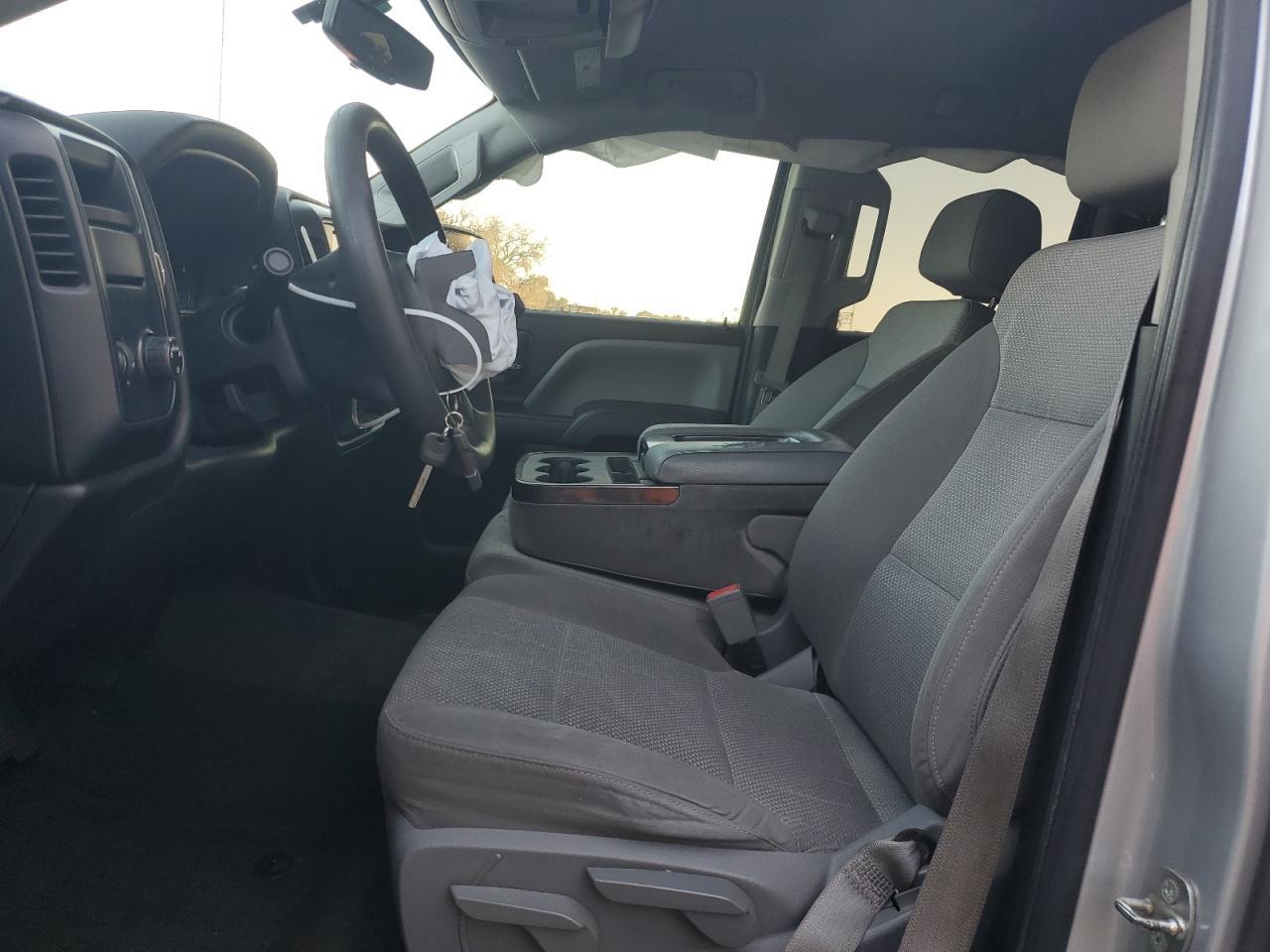 2016 Chevrolet Silverado - zdjęcie 7