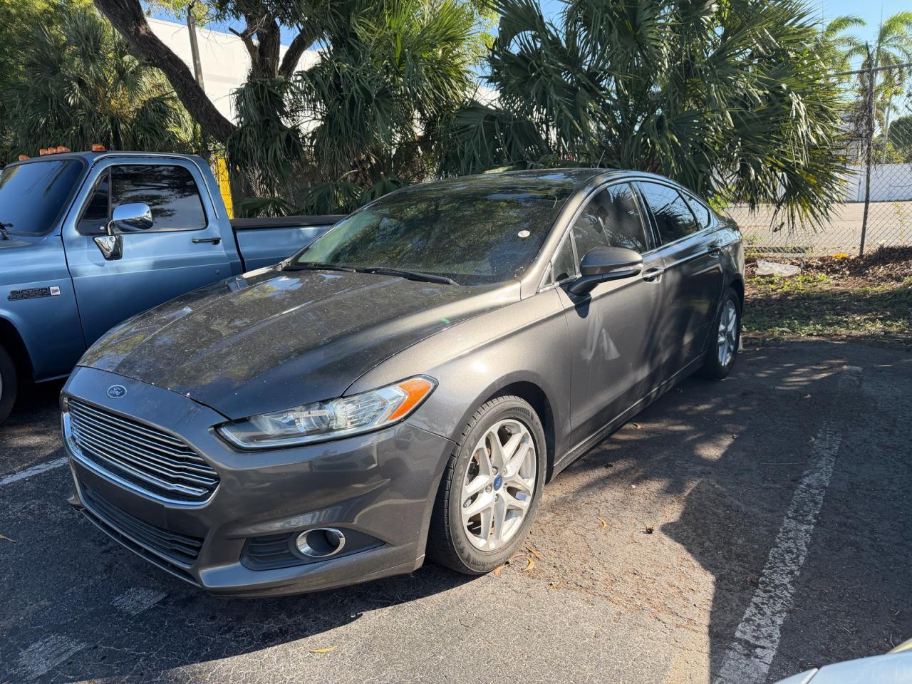 2015 Ford Fusion - zdjęcie 2