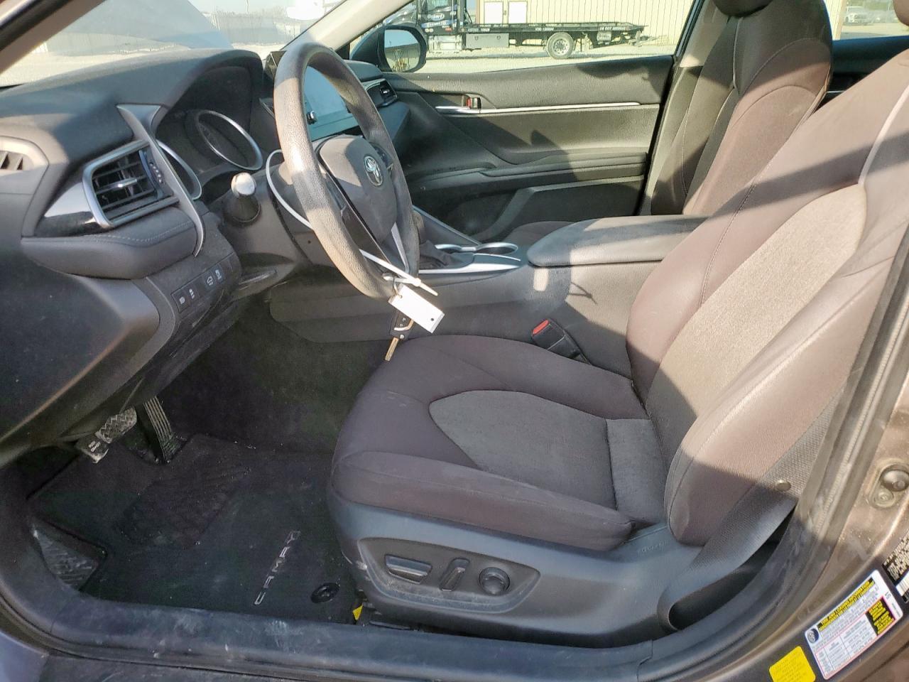 2021 Toyota Camry - zdjęcie 7