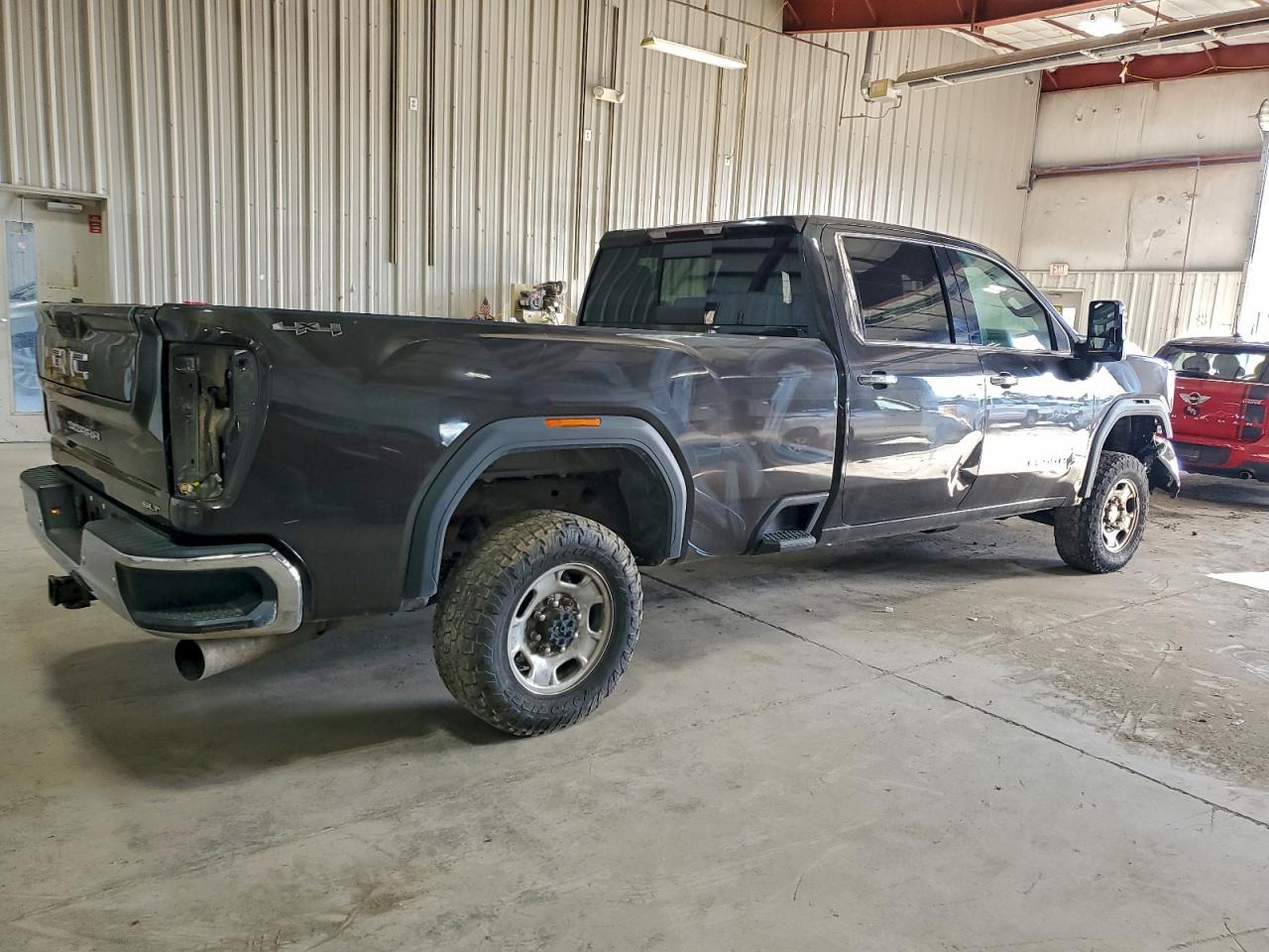 2020 GMC Sierra - zdjęcie 3