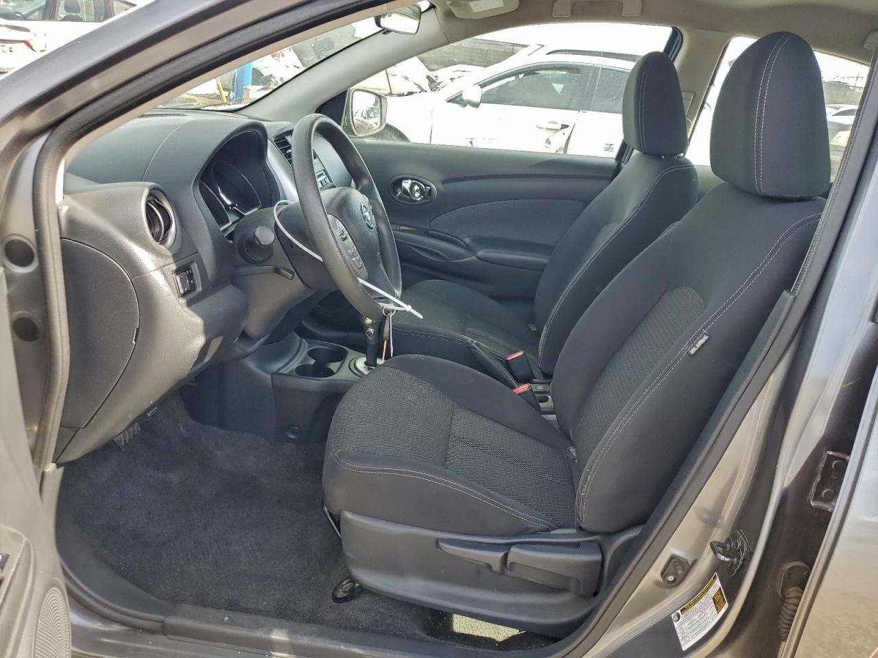 2016 Nissan Versa - zdjęcie 7