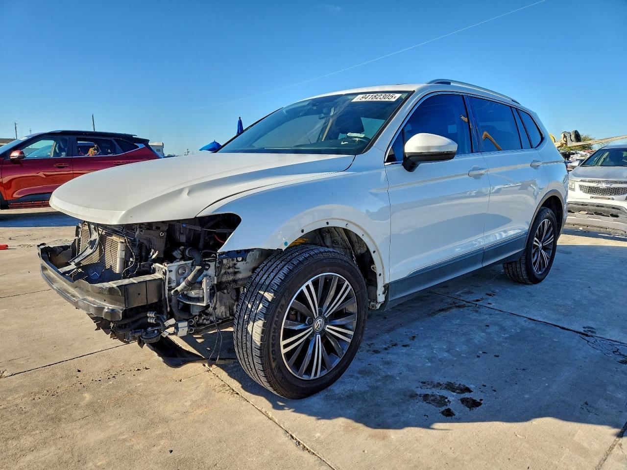 2018 Volkswagen Tiguan - zdjęcie główne