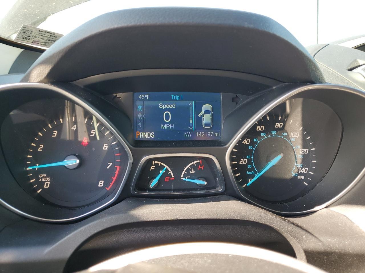 2014 Ford Escape - zdjęcie 9