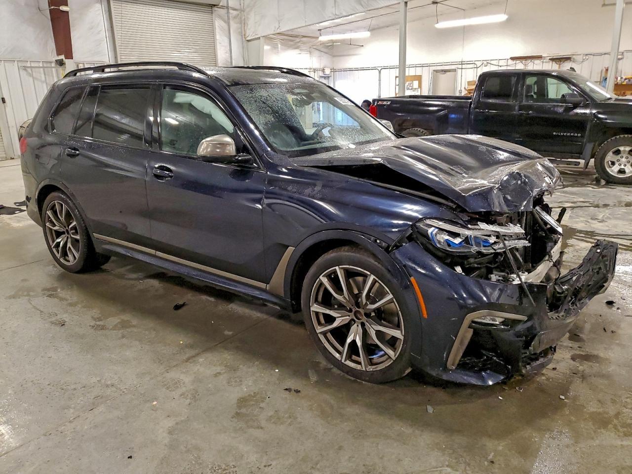 2022 BMW X7 M50I - zdjęcie 4