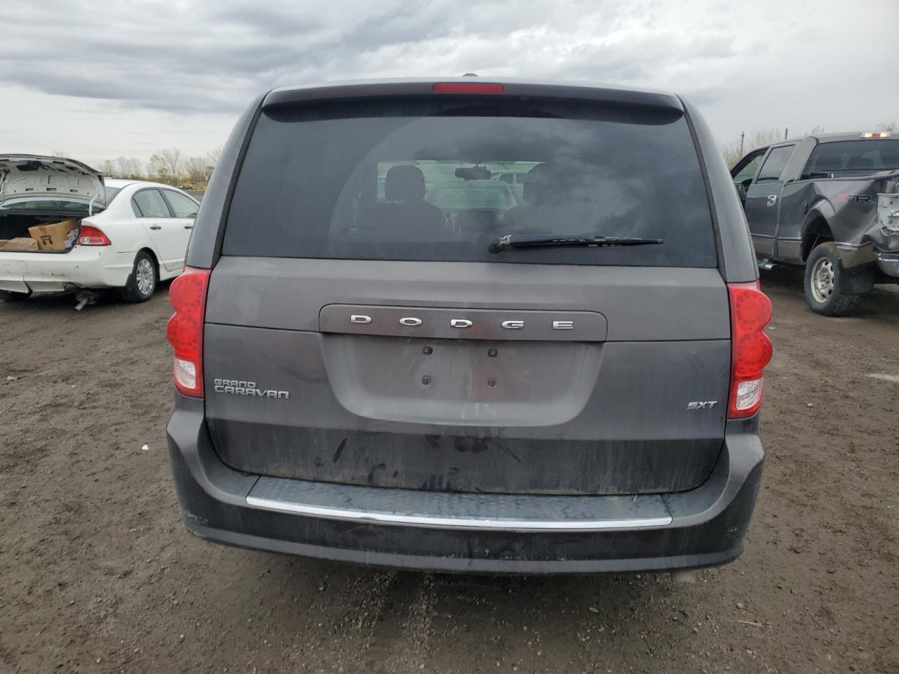 2017 Dodge Grand Caravan Se - zdjęcie 6