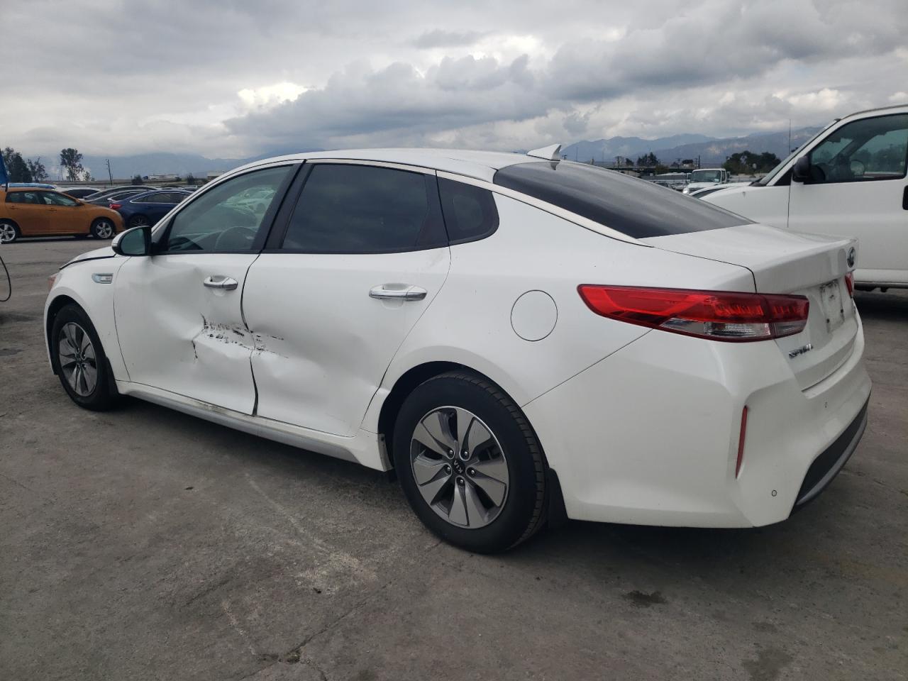 2017 Kia Optima Hybrid - zdjęcie 2