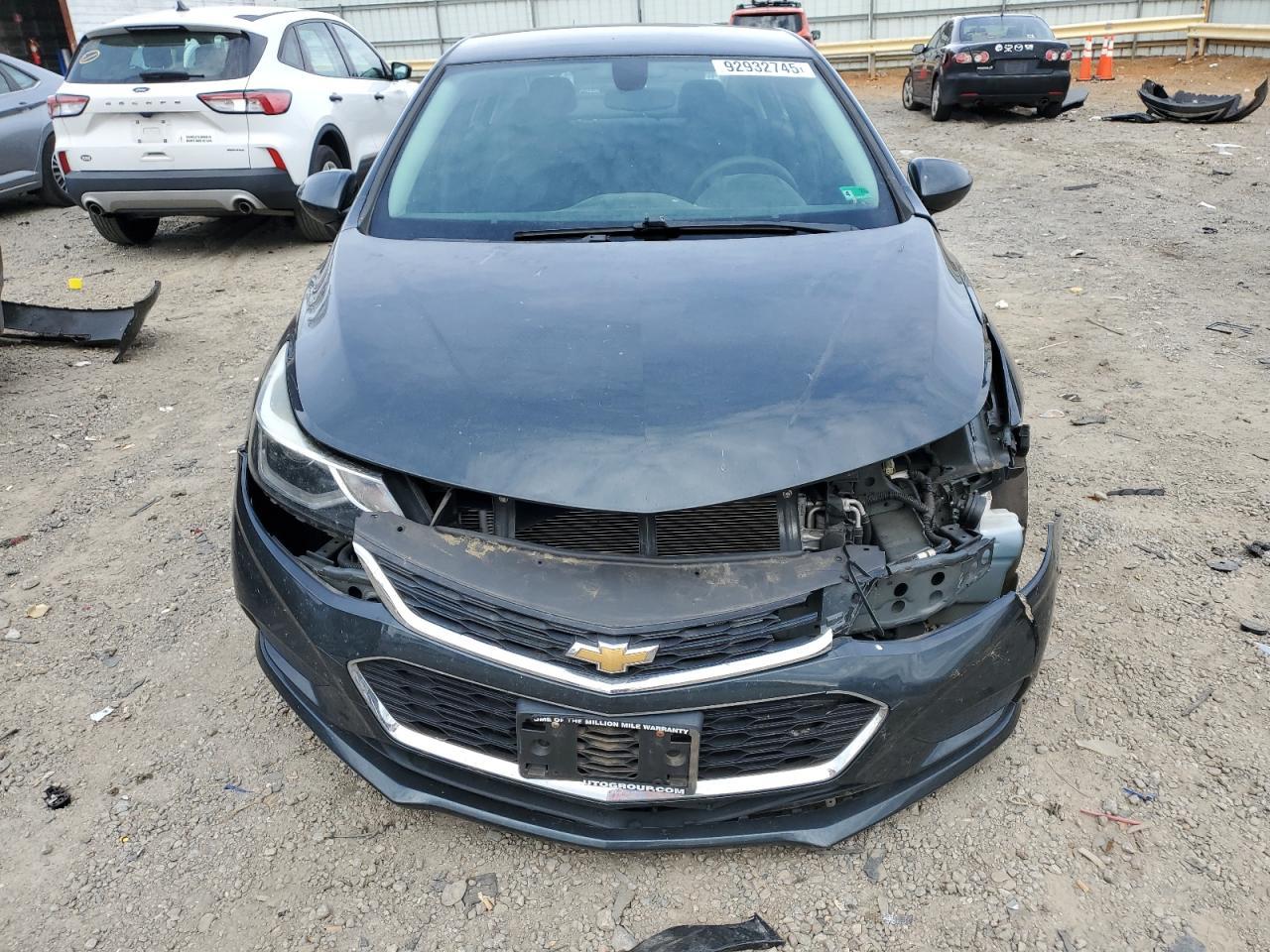 2017 Chevrolet Cruze Lt - zdjęcie 5