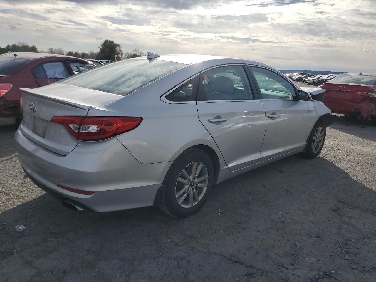 2017 Hyundai Sonata - zdjęcie 3