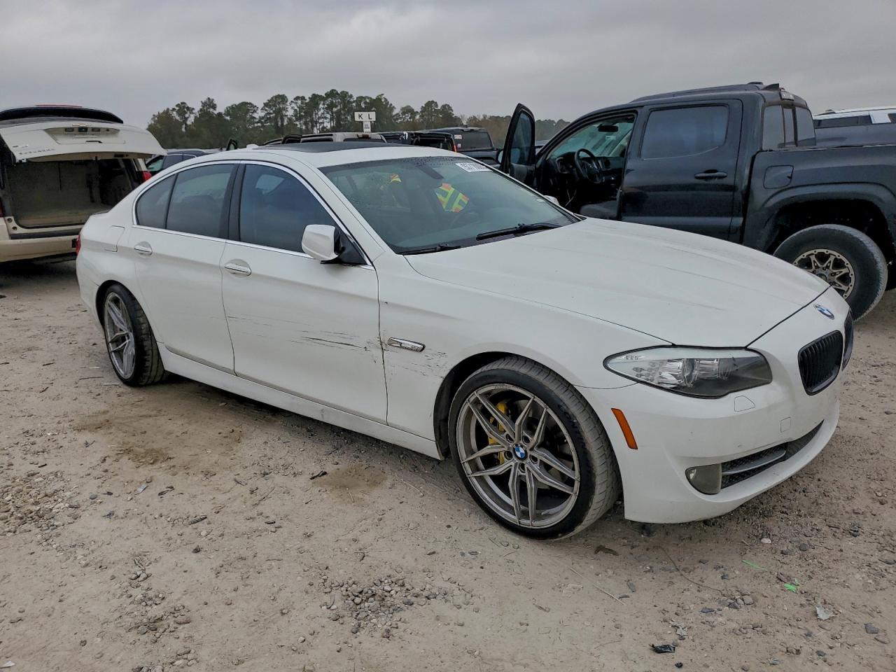2013 BMW Seria 5 - zdjęcie 4