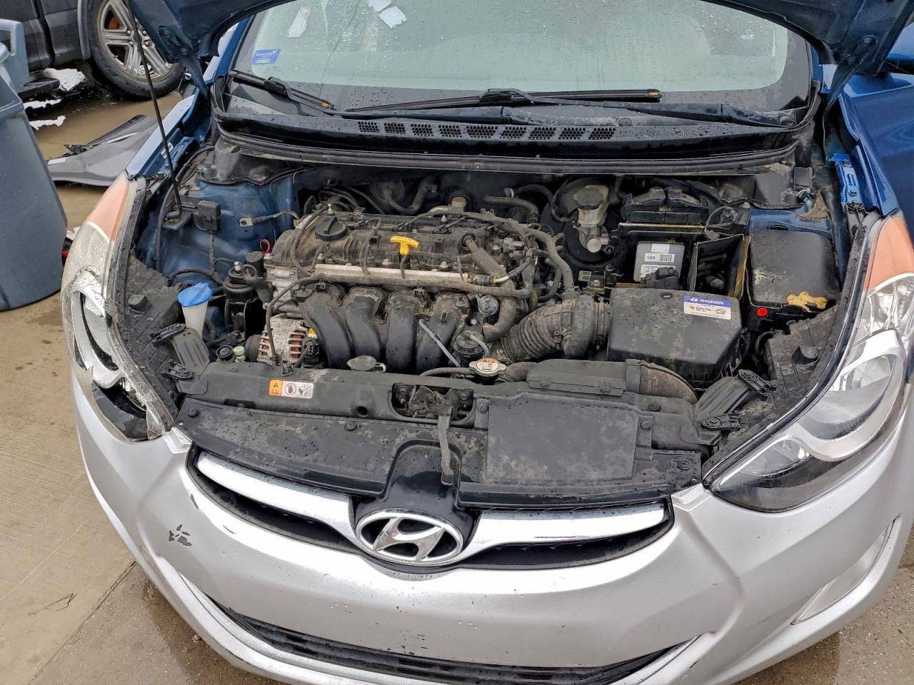 2013 Hyundai Elantra - zdjęcie 11