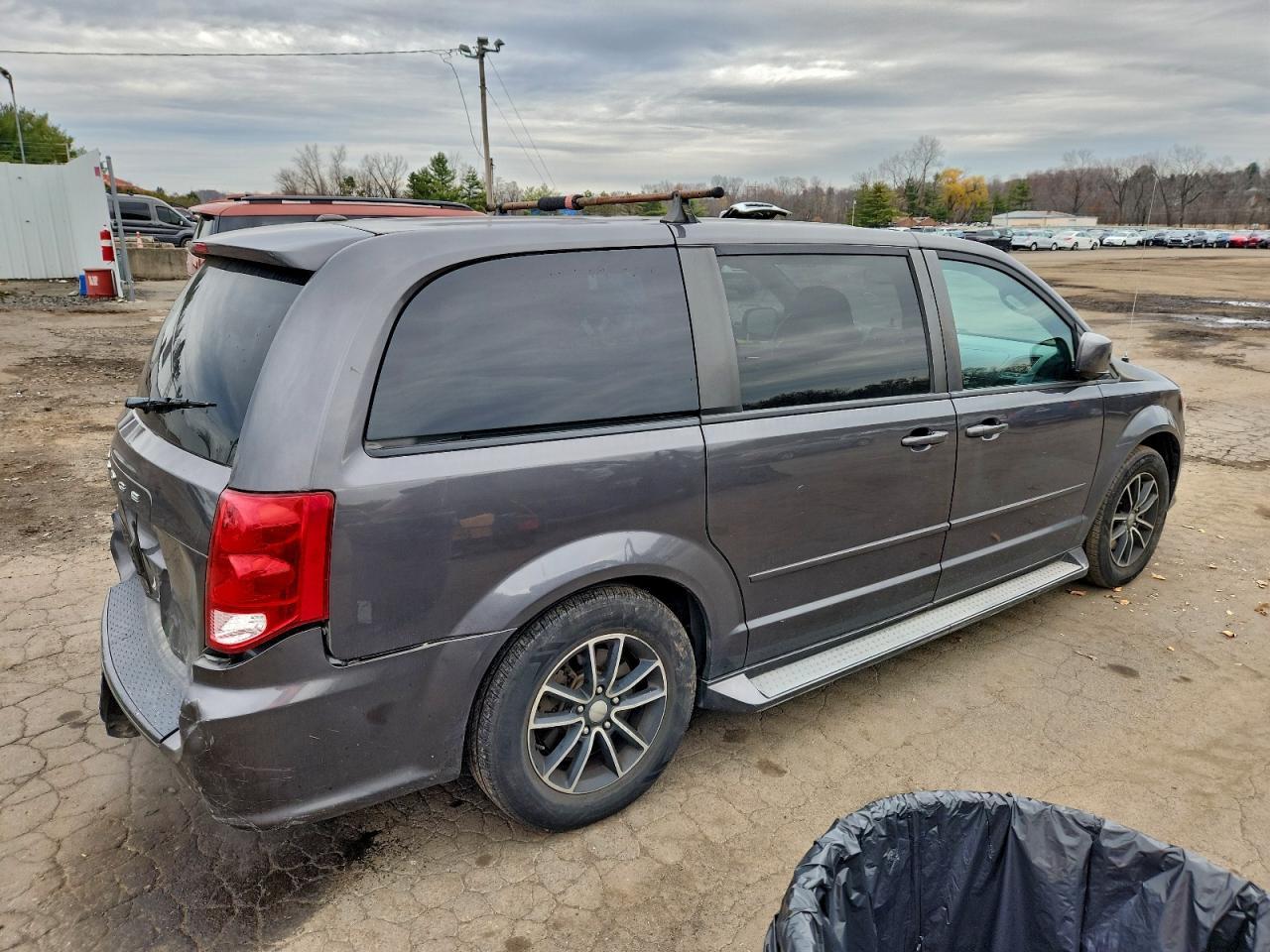 2016 Dodge Caravan - zdjęcie 3