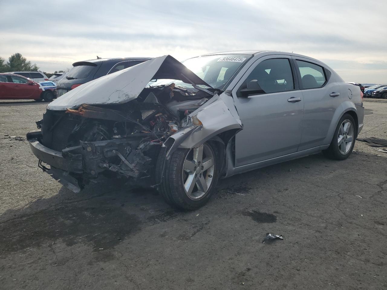 2013 Dodge Avenger - zdjęcie główne