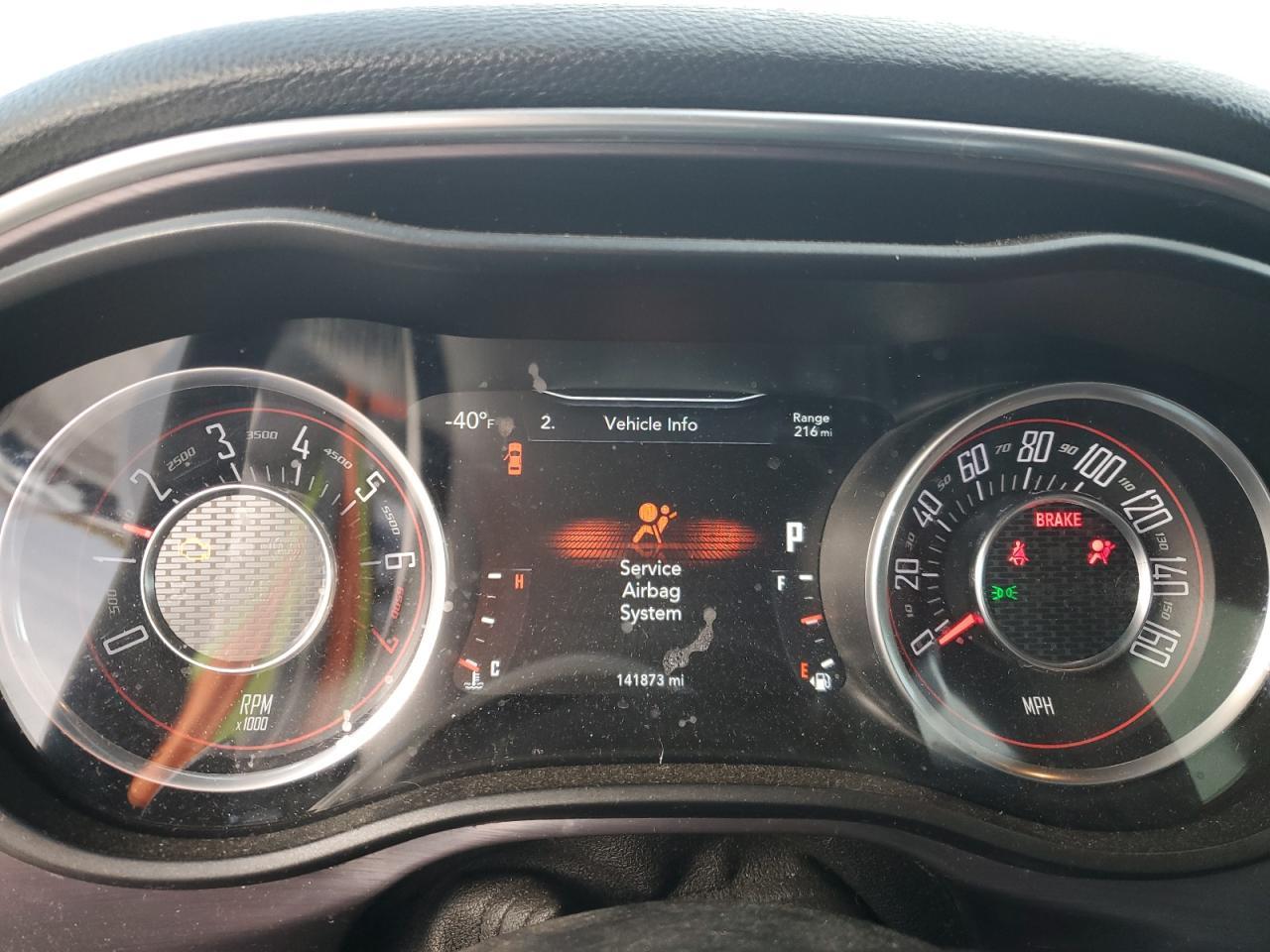 2015 Dodge Challenger Sxt - zdjęcie 9