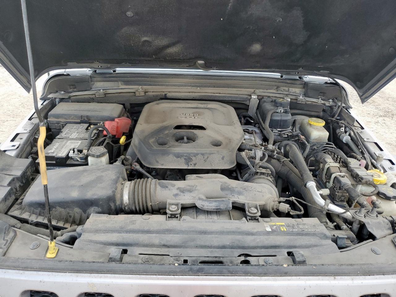 2019 Jeep Wrangler - zdjęcie 11